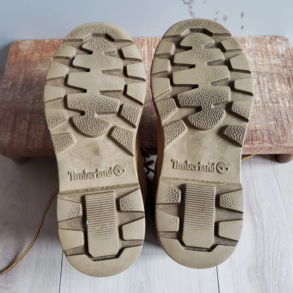 Timberland Boots‎ Boys 5 Wheat Nubuck Leather 6 Inch Premium Waterproof Classic